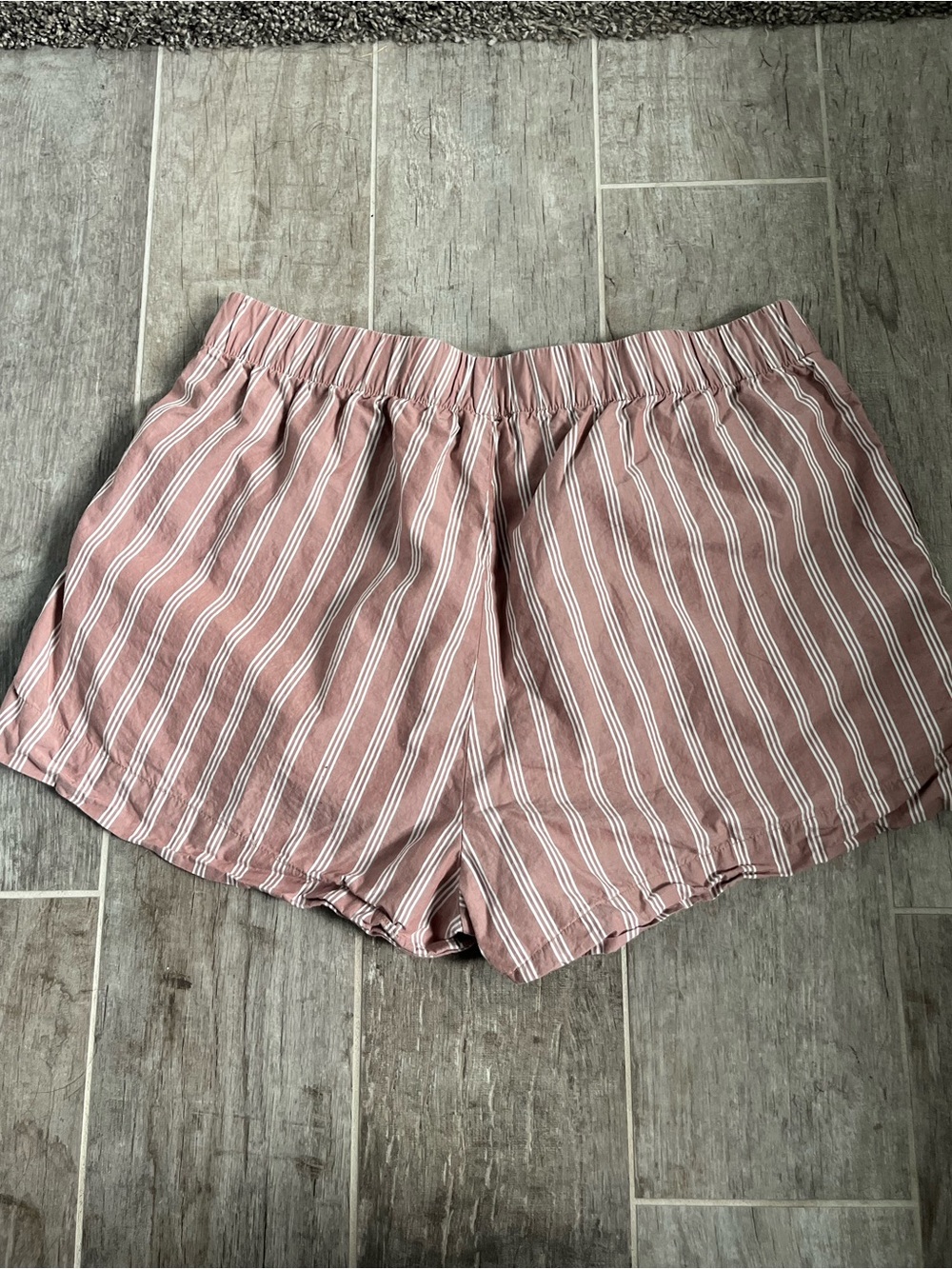 American Eagle striped “boxer short” - Picture 5 of 5